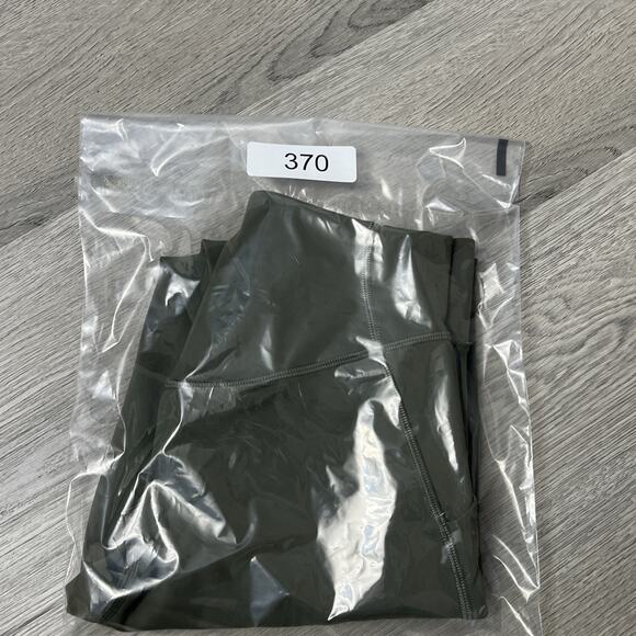 Lululemon Wunder Under SmoothCover Tight with Pockets 25" Army Green Size 6 - Picture 8 of 8